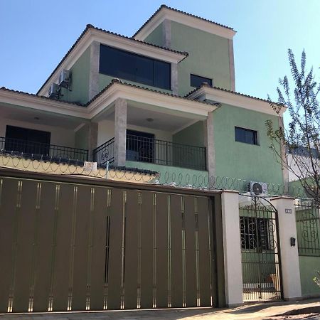 Hospedagem Oliveira Vaz Lobo Mococa Exterior photo
