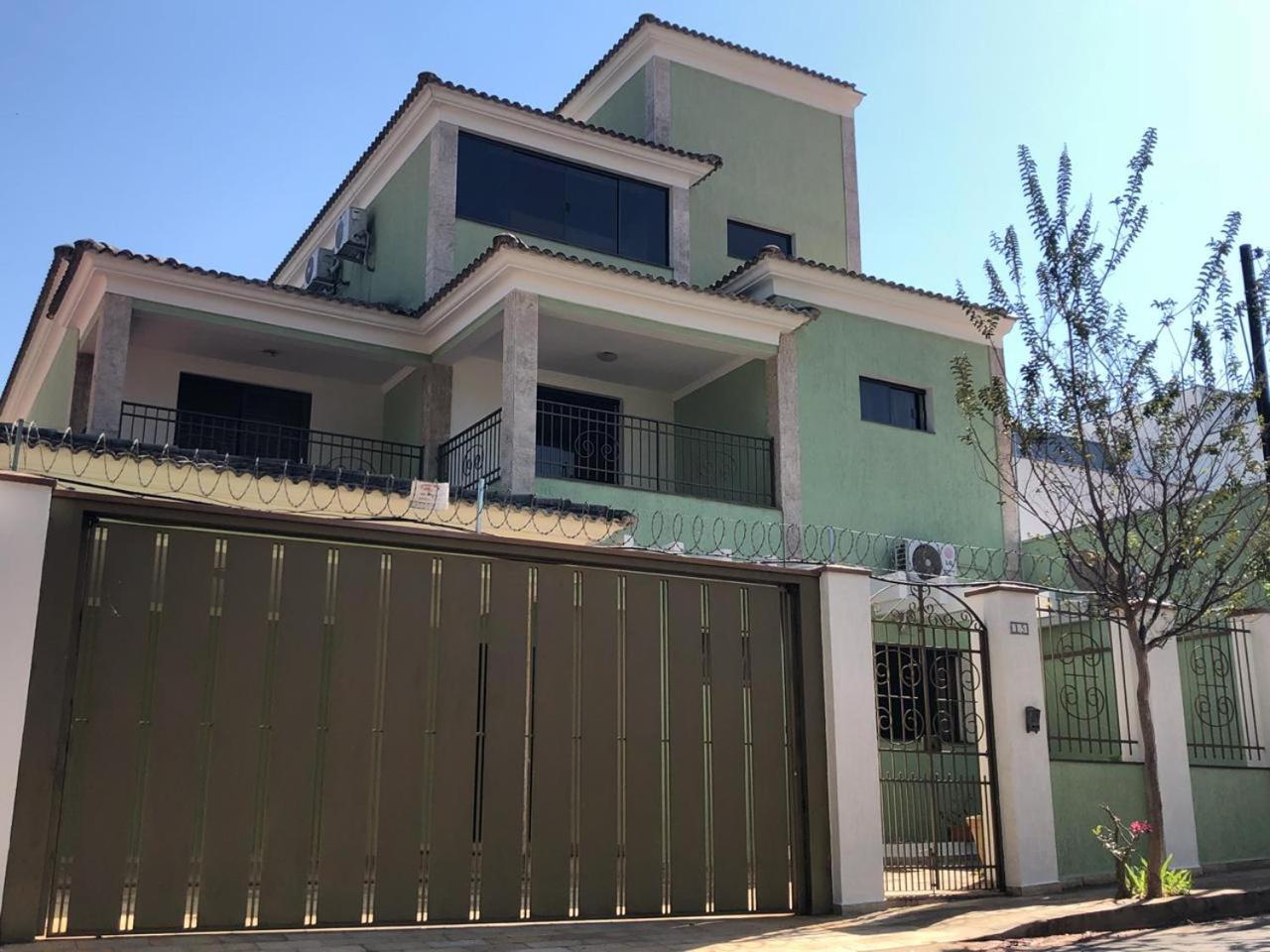 Hospedagem Oliveira Vaz Lobo Mococa Exterior photo